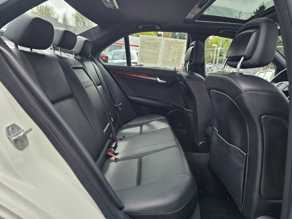 Used 2011 Mercedes-Benz C 300 4MATIC Sedan image 13