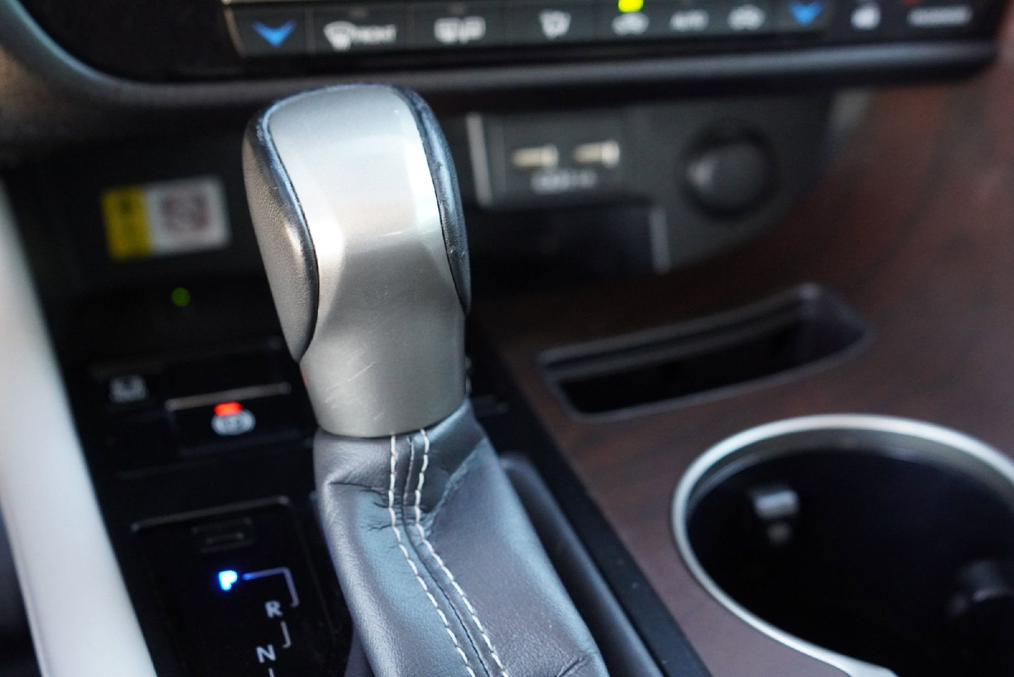 Used 2022 Lexus RX 350 FWD w/ Premium Package image 16