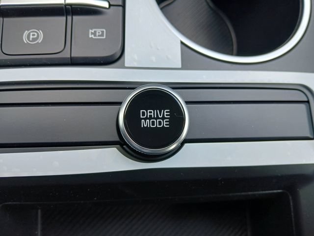 New 2026 Kia K5 LXS FWD image 22