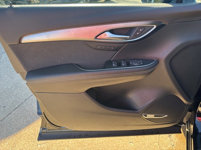 Used 2025 Buick Envision Sport Touring image 12