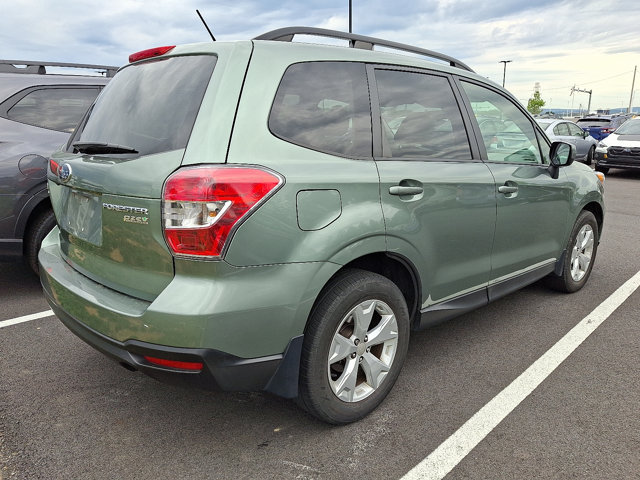 Used 2015 Subaru Forester 2.5i Premium w/ All-Weather Package AWD/4WD image 6