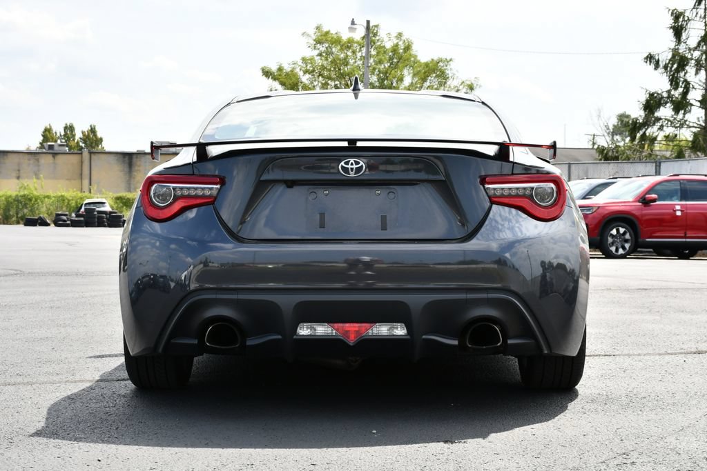 Used 2019 Toyota 86 RWD image 6