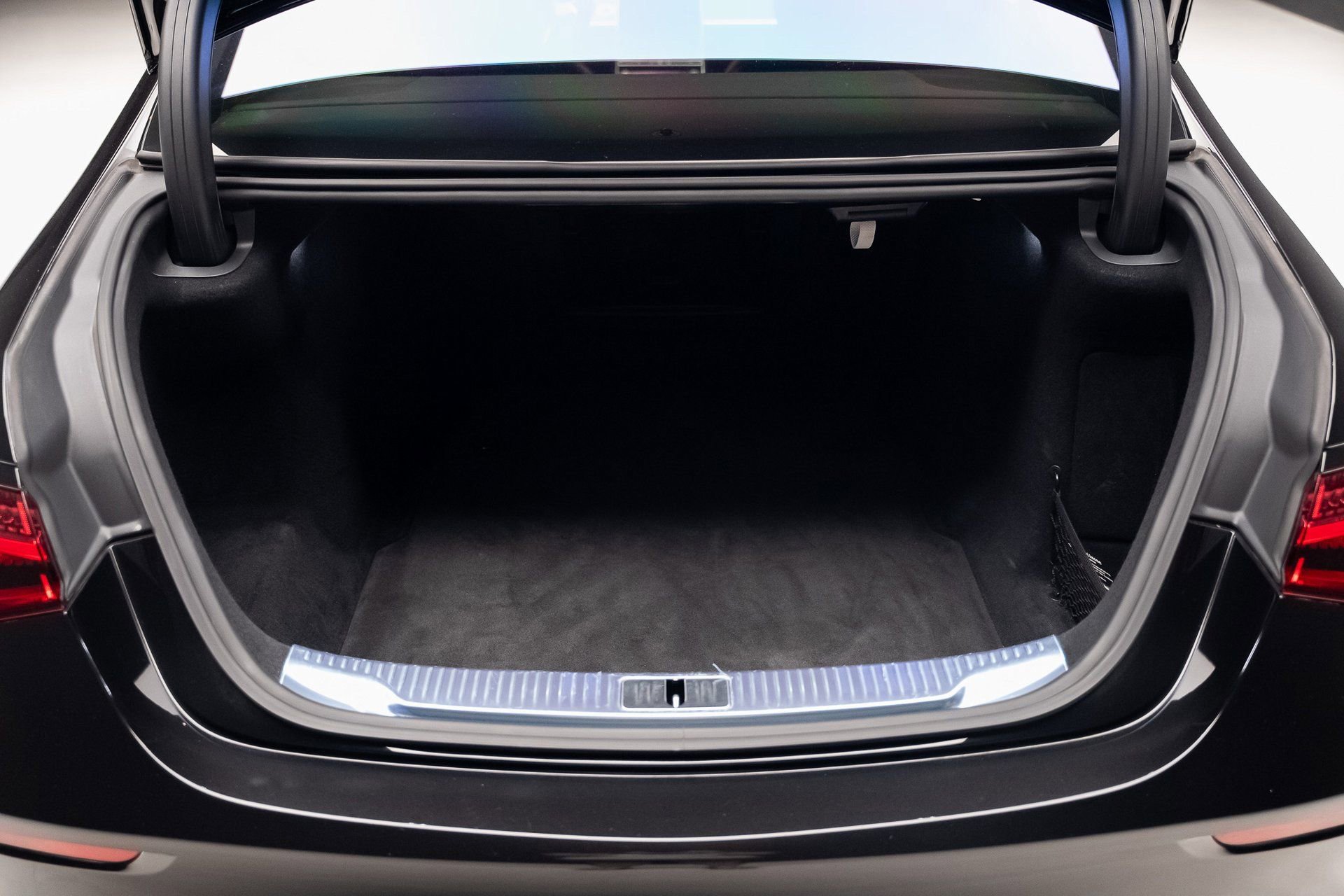 Used 2022 Mercedes-Benz S 580 4MATIC Sedan image 69