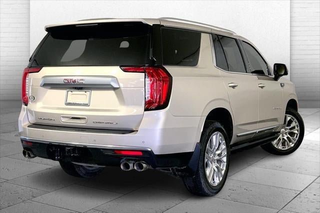 Used 2021 GMC Yukon Denali w/ Denali Premium Package AWD/4WD image 14