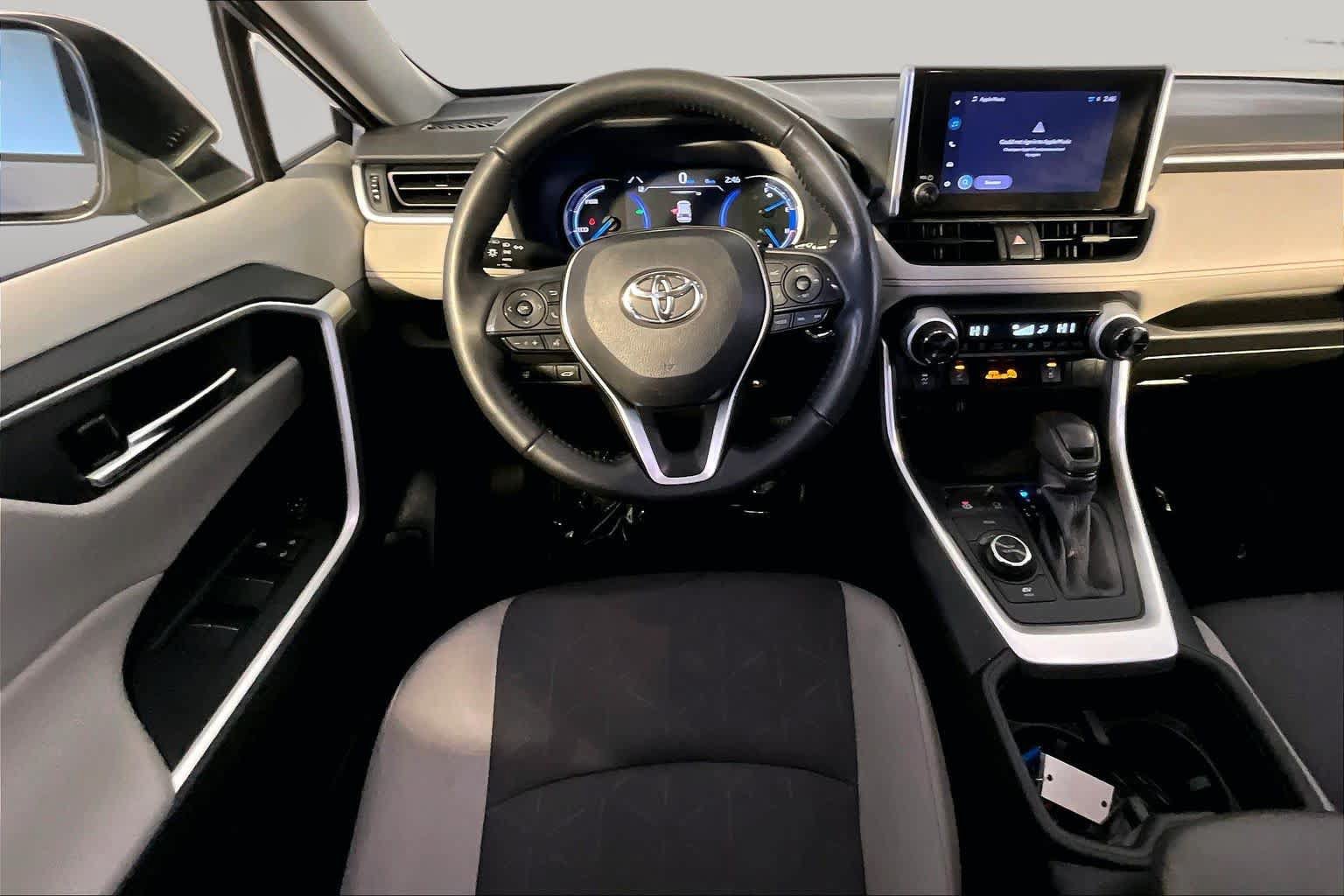 Used 2023 Toyota RAV4 XLE w/ Convenience Package AWD/4WD image 6