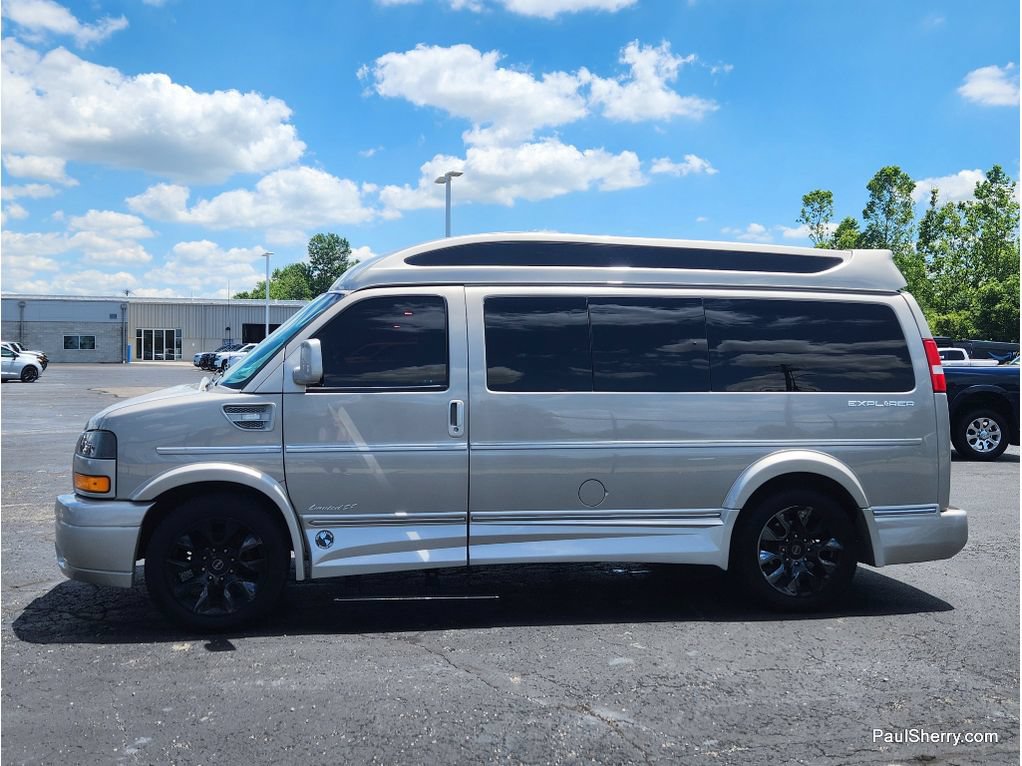 Used 2021 GMC Savana 2500 LS w/ Enhanced Convenience Package RWD image 10