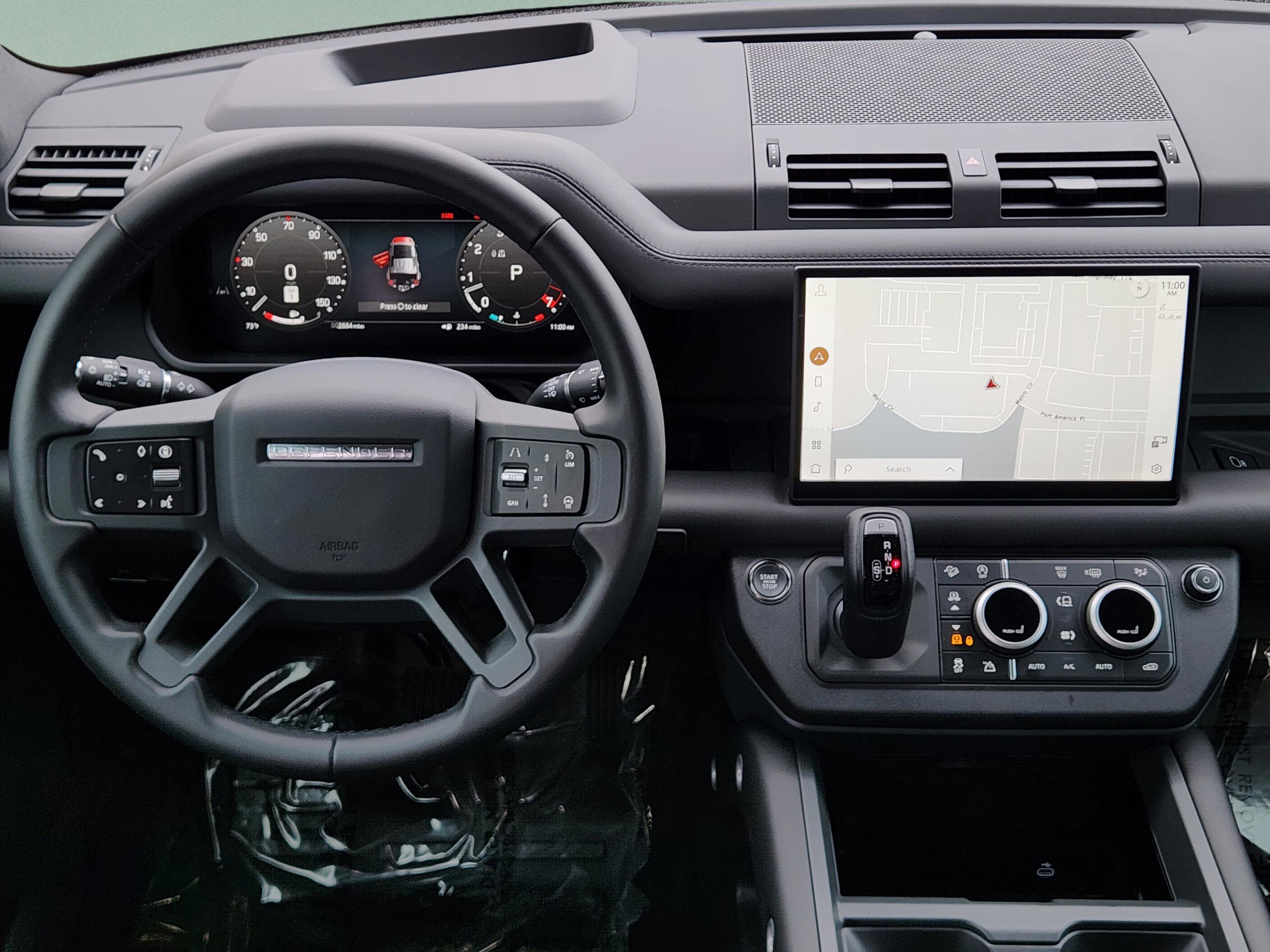 Certified 2025 Land Rover Defender 110 X-Dynamic SE image 23
