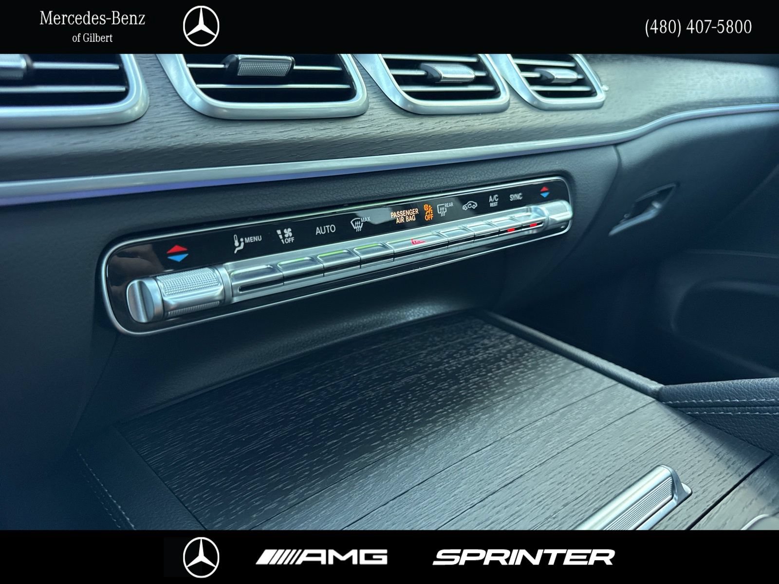 Used 2024 Mercedes-Benz GLE 350 4MATIC image 29