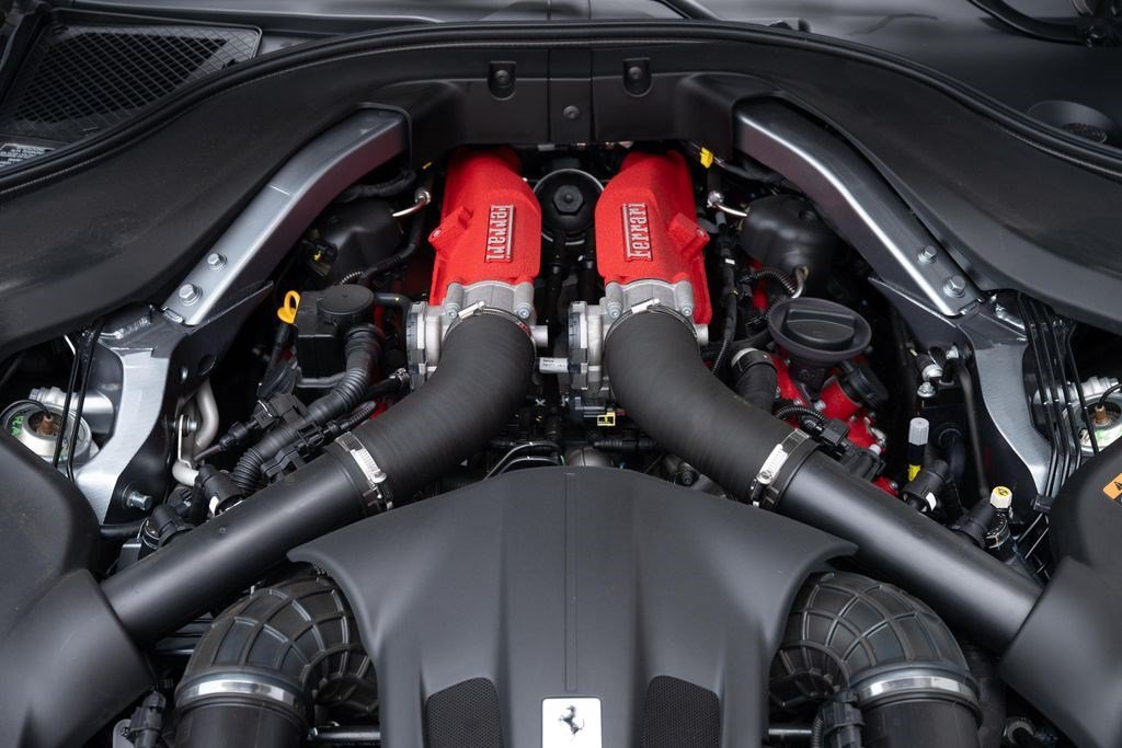 Used 2022 Ferrari Portofino M RWD image 14