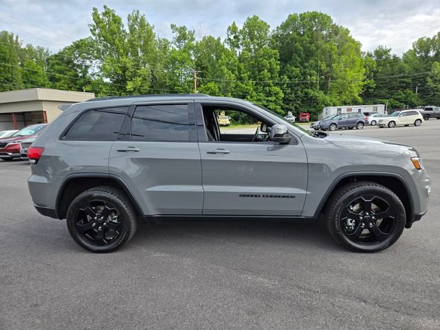 Used 2021 Jeep Grand Cherokee Freedom Edition AWD/4WD image 12