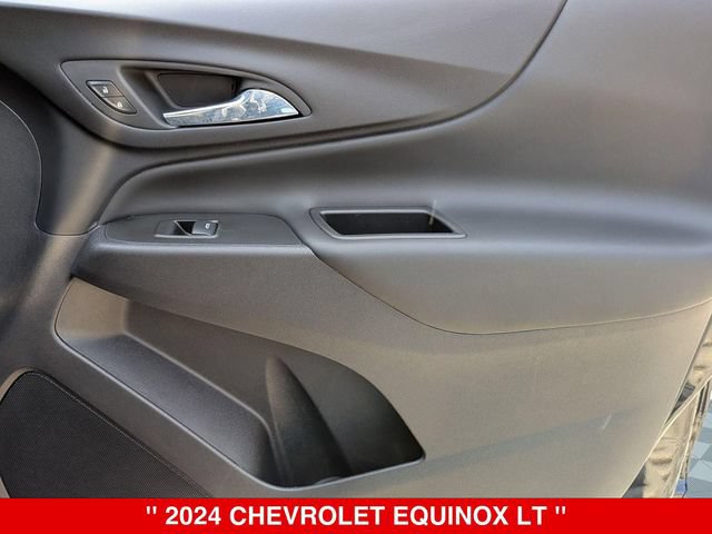 Used 2024 Chevrolet Equinox LT FWD image 35