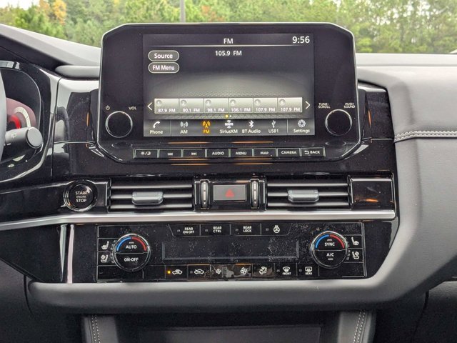 New 2025 Nissan Pathfinder Platinum w/ Black Appearance Package image 20