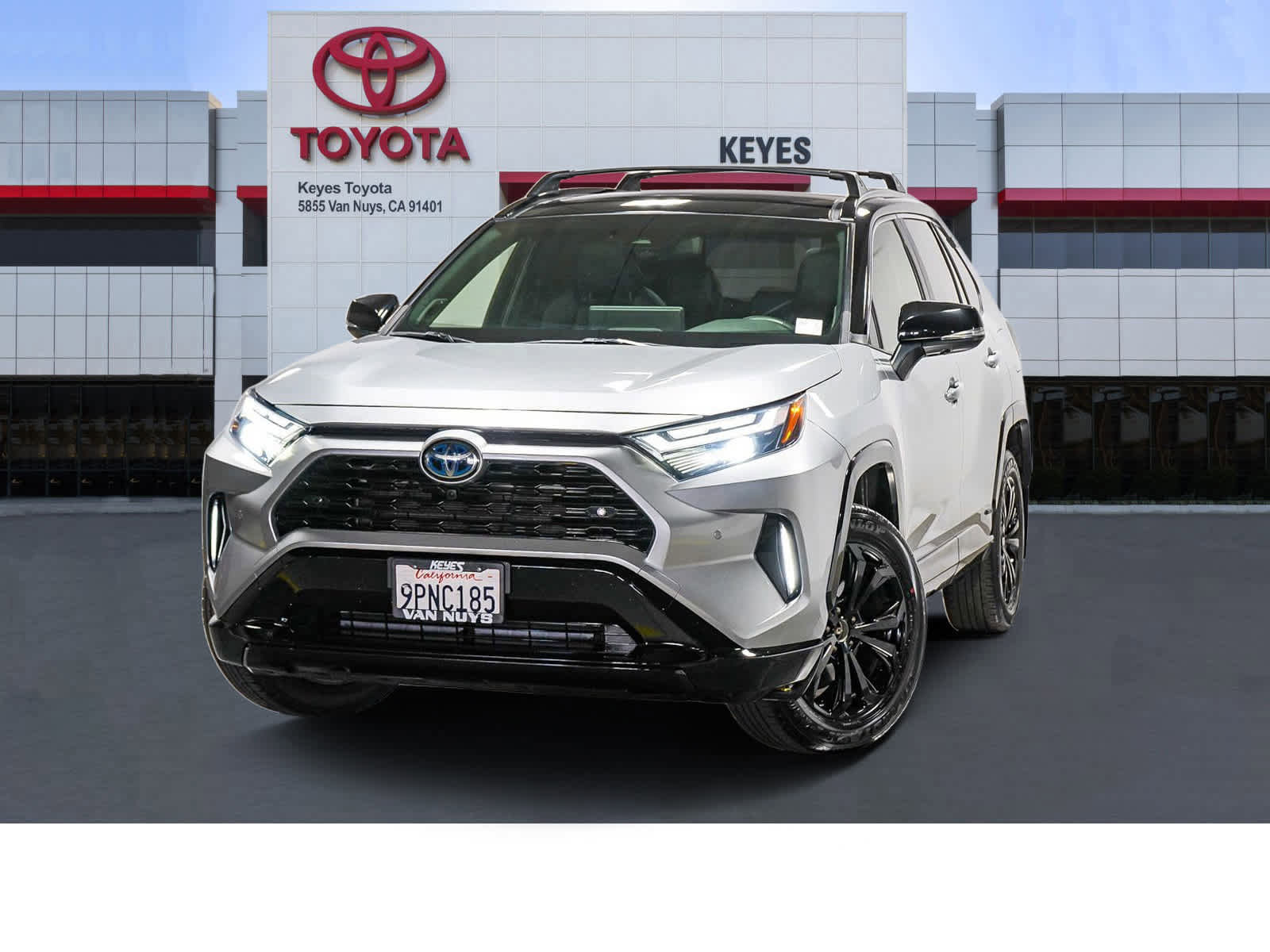 Used 2024 Toyota RAV4 XSE w/ Advanced Technology Package AWD/4WD image 1