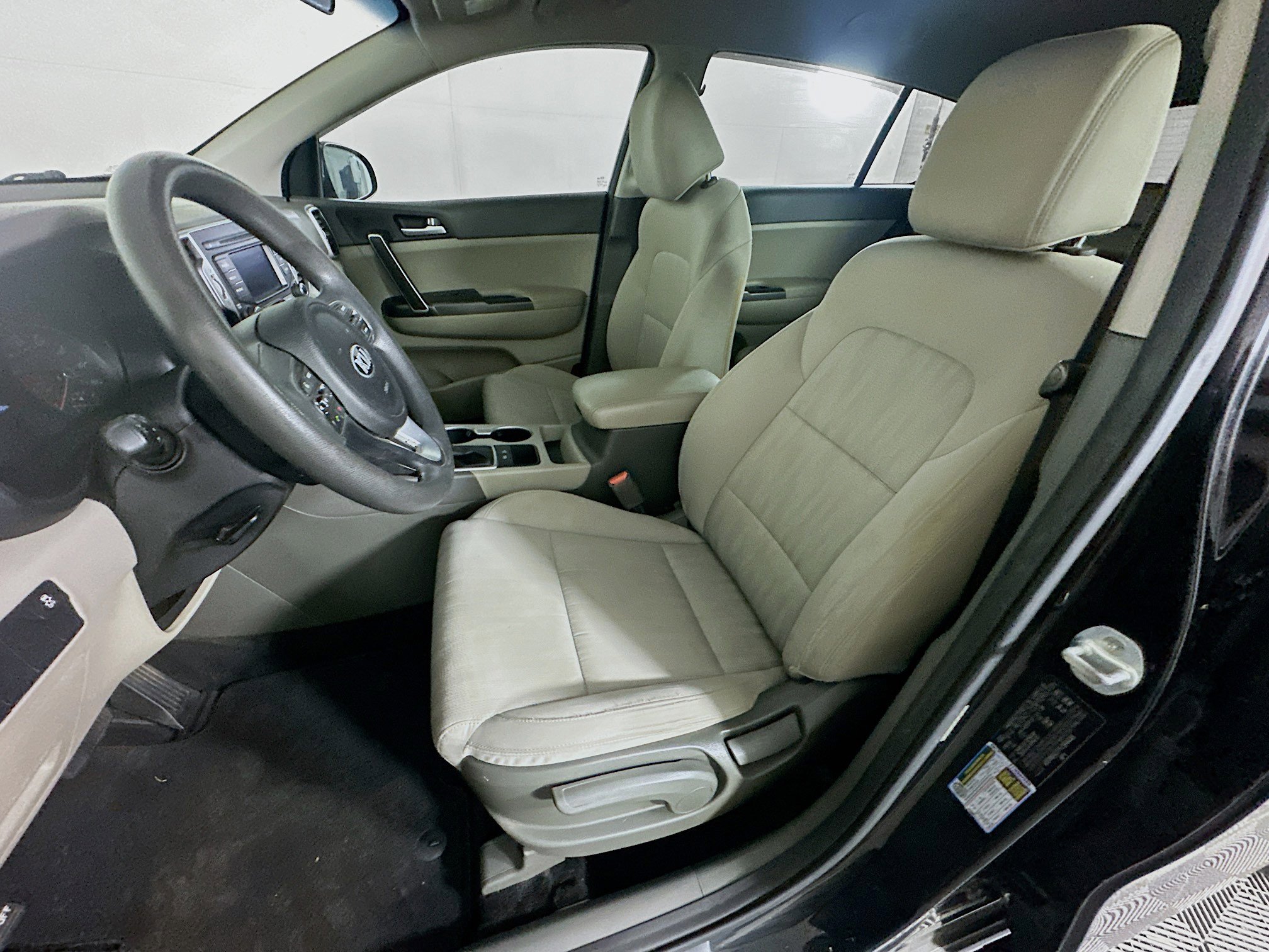 Used 2017 Kia Sportage LX FWD image 13