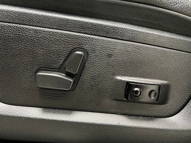 Used 2022 RAM 3500 Limited image 23