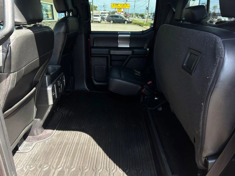 Used 2015 Ford F150 XLT w/ Equipment Group 302A Luxury AWD/4WD image 19