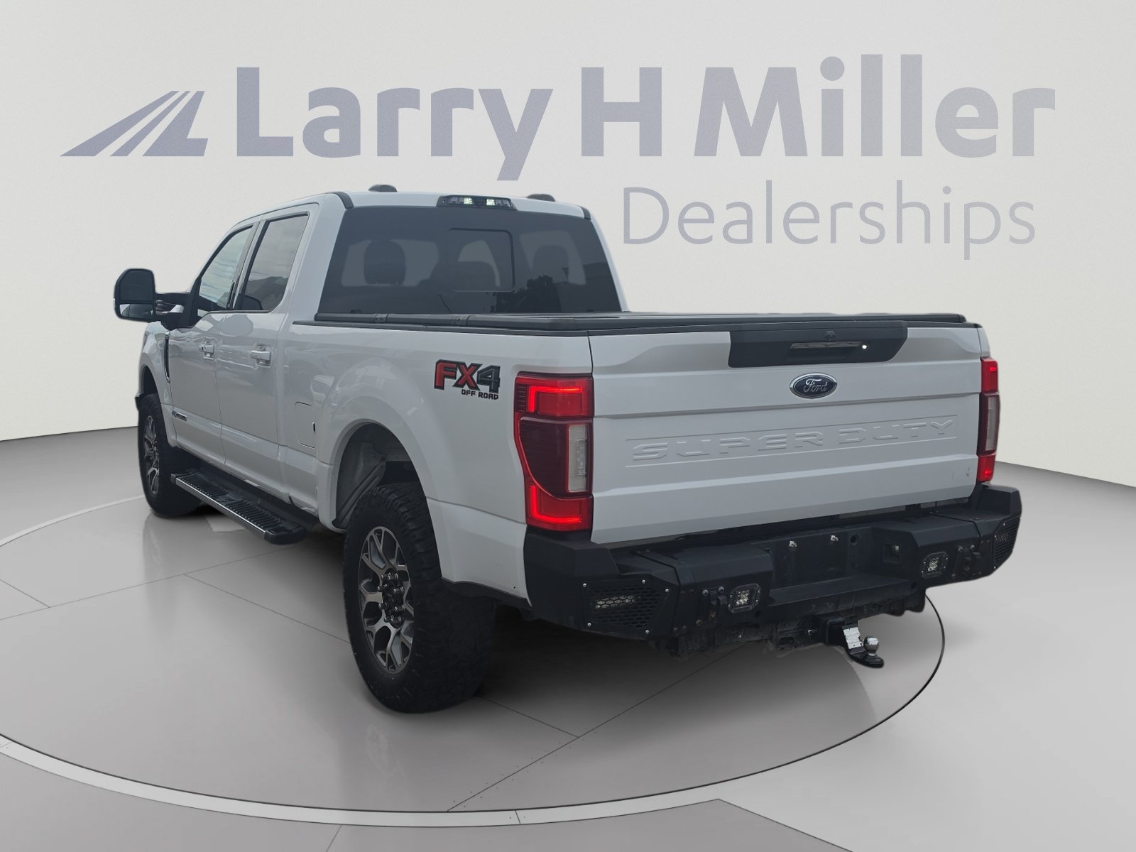 Used 2020 Ford F250 Lariat w/ Lariat Ultimate Package AWD/4WD image 3