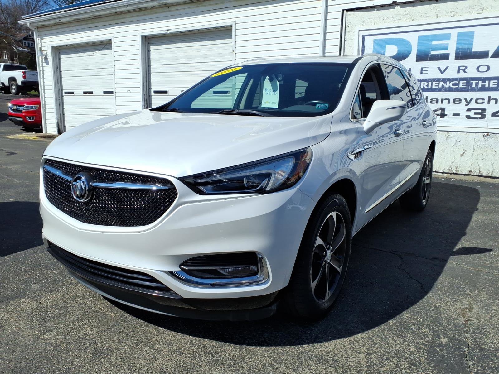 Used 2021 Buick Enclave Essence w/ Sport Touring Edition image 8