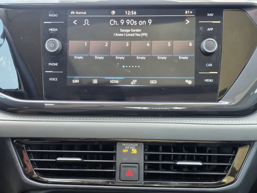 Used 2024 Volkswagen Taos SEL image 12