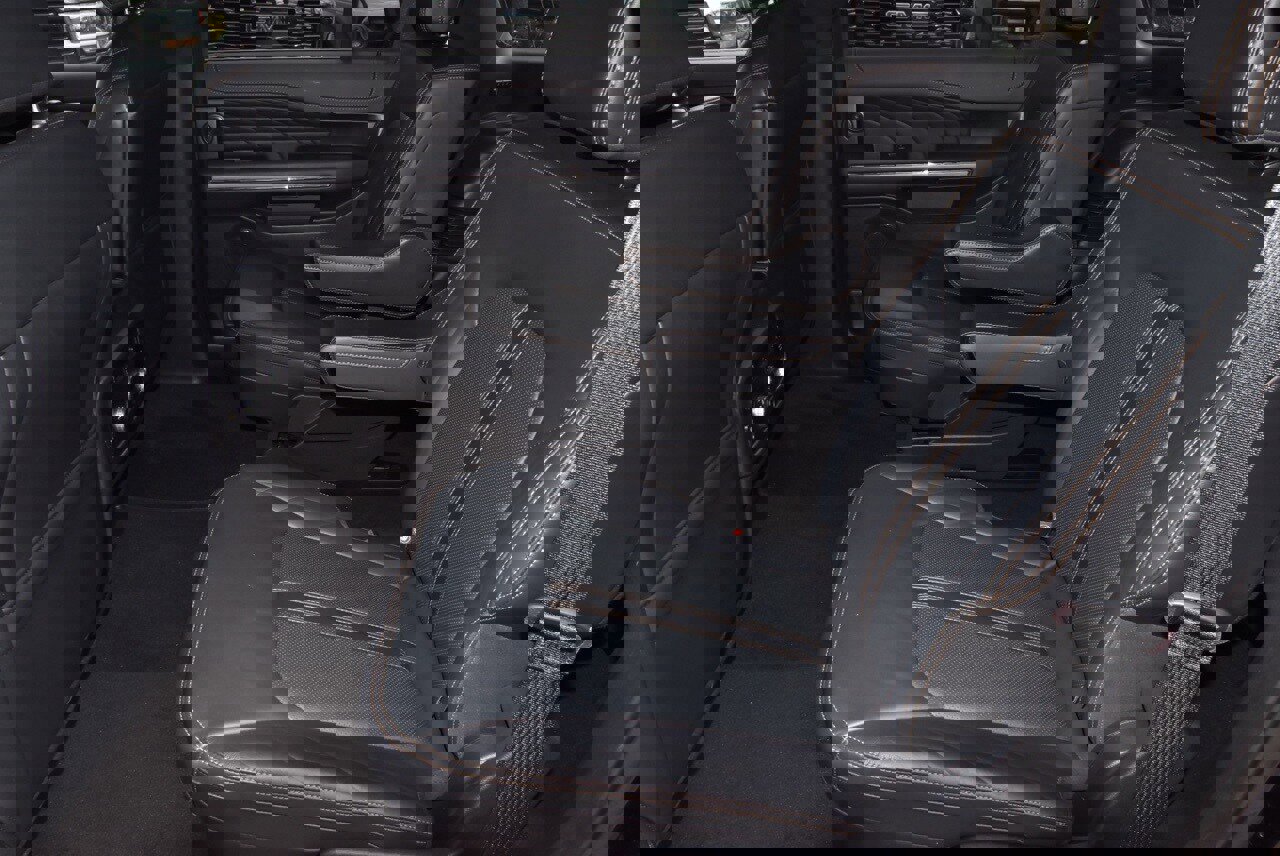 Used 2023 Ford Expedition Platinum image 14