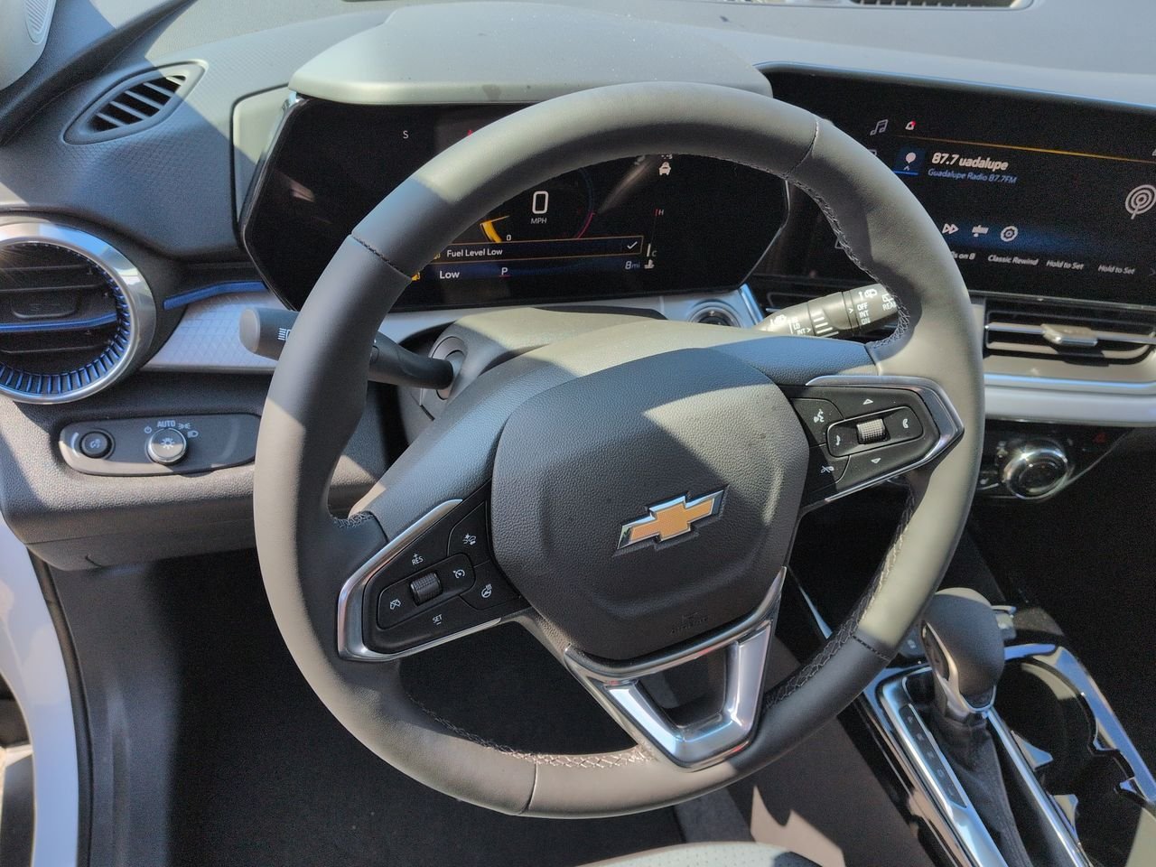 New 2026 Chevrolet Trax LT w/ Driver Confidence Package FWD image 11