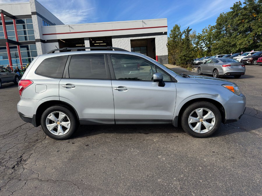 Used 2015 Subaru Forester 2.5i Premium AWD/4WD image 6