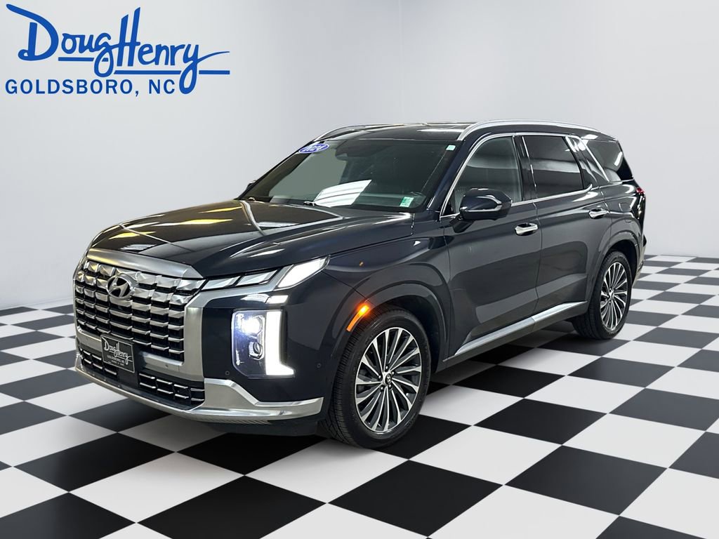 Used 2024 Hyundai Palisade Calligraphy image 1