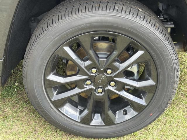 New 2026 Jeep Grand Cherokee L Limited AWD/4WD image 21