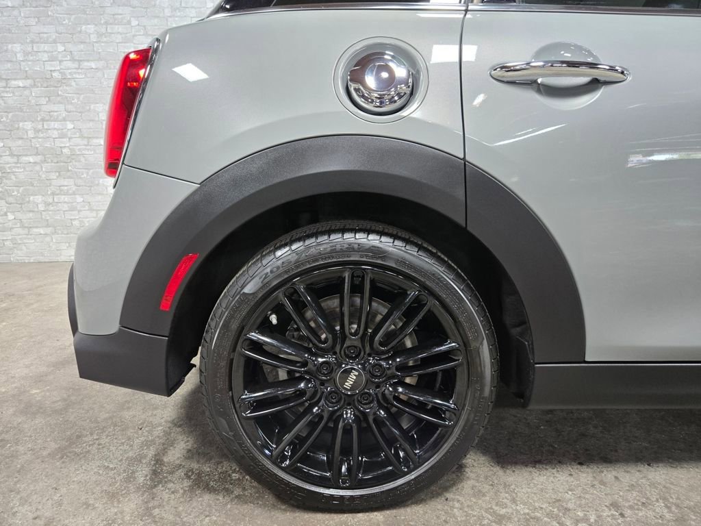 Used 2023 MINI Cooper S image 56