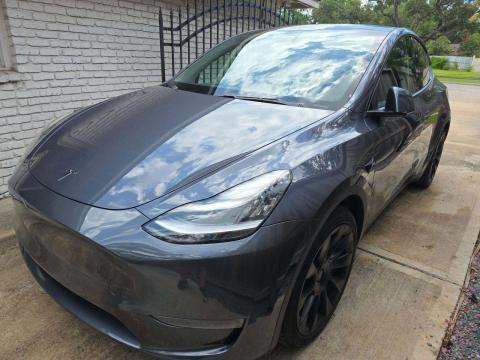 Used 2021 Tesla Model Y Long Range AWD/4WD image 32