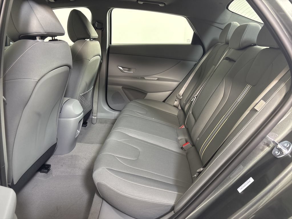 New 2026 Hyundai Elantra SEL Sport Premium FWD image 19
