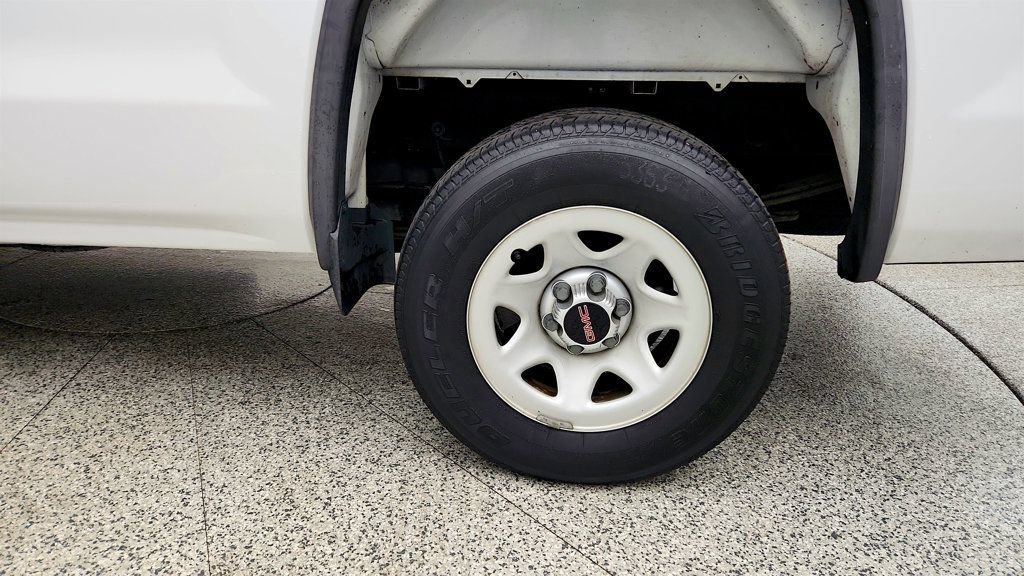 Used 2018 GMC Sierra 1500 2WD Regular Cab image 9