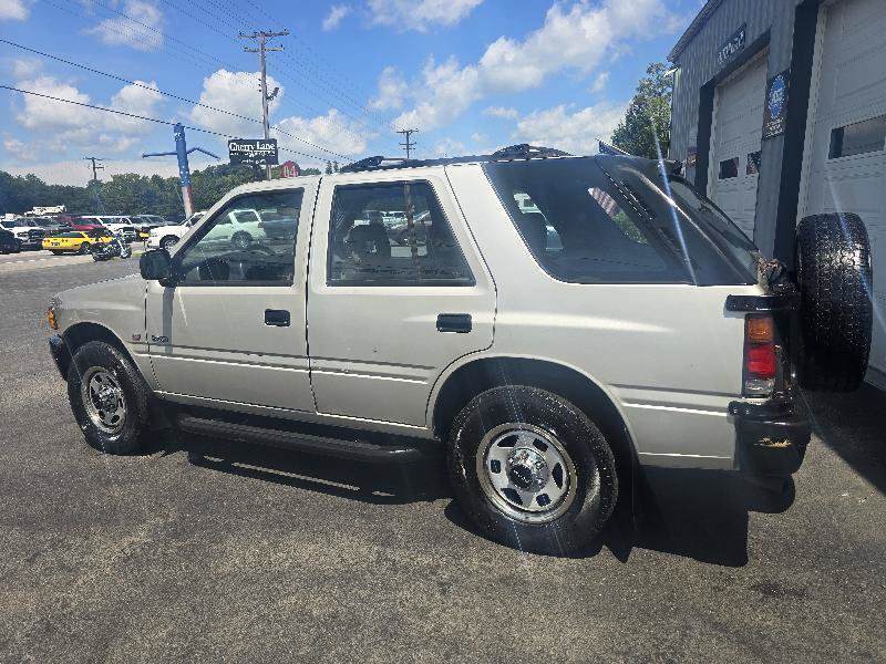 Used 1997 Isuzu Rodeo S AWD/4WD image 4