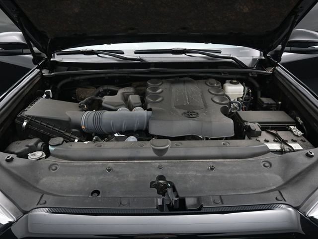 Used 2024 Toyota 4Runner SR5 Premium w/ Moonroof Package AWD/4WD image 34