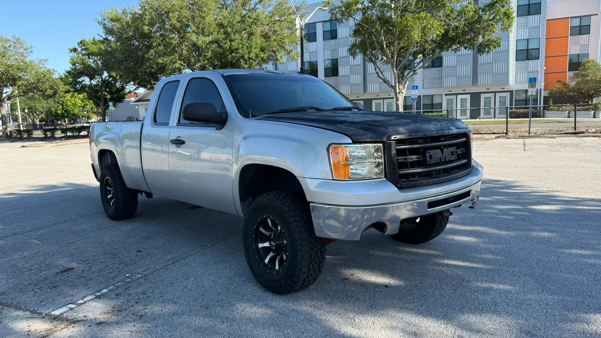 Used 2013 GMC Sierra 1500 SLE w/ Power Tech Package RWD image 4