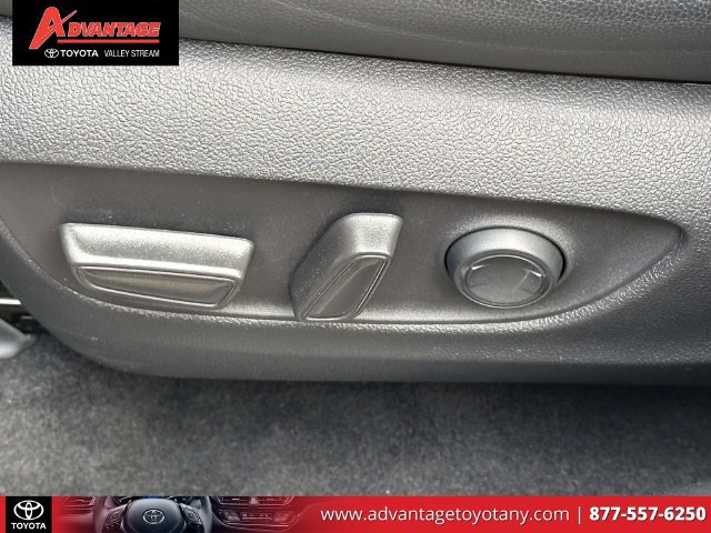 Used 2022 Toyota Highlander XSE AWD/4WD image 24