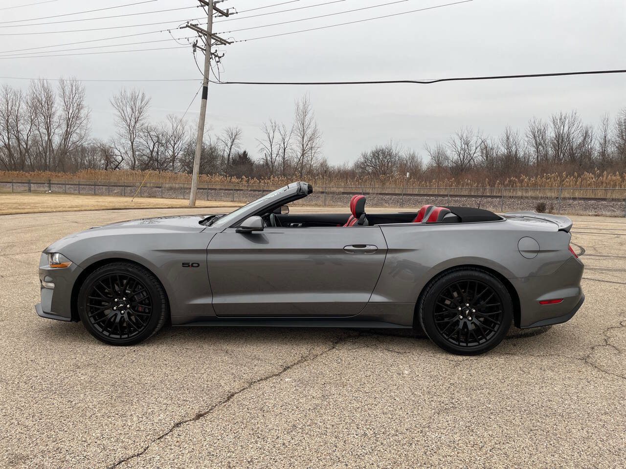 Used 2021 Ford Mustang GT Premium w/ GT Performance Package RWD image 28