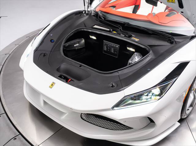 Used 2022 Ferrari F8 Tributo RWD image 17