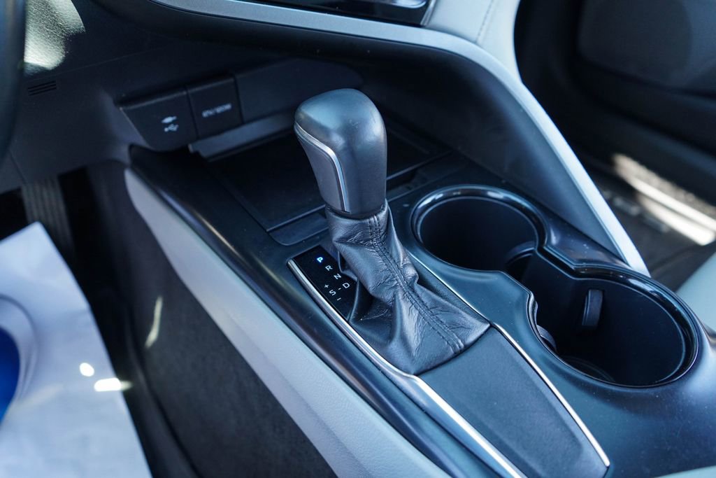 Used 2019 Toyota Camry SE FWD image 31