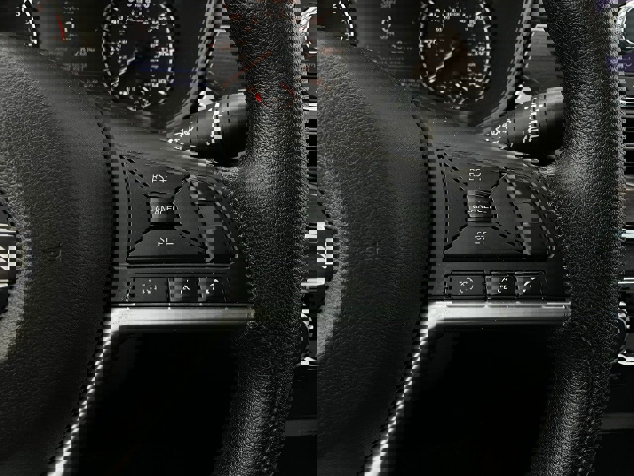 Used 2025 Nissan Altima 2.5 SV image 33