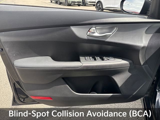 Used 2023 Kia Forte LXS w/ LXS Technology Package FWD image 14