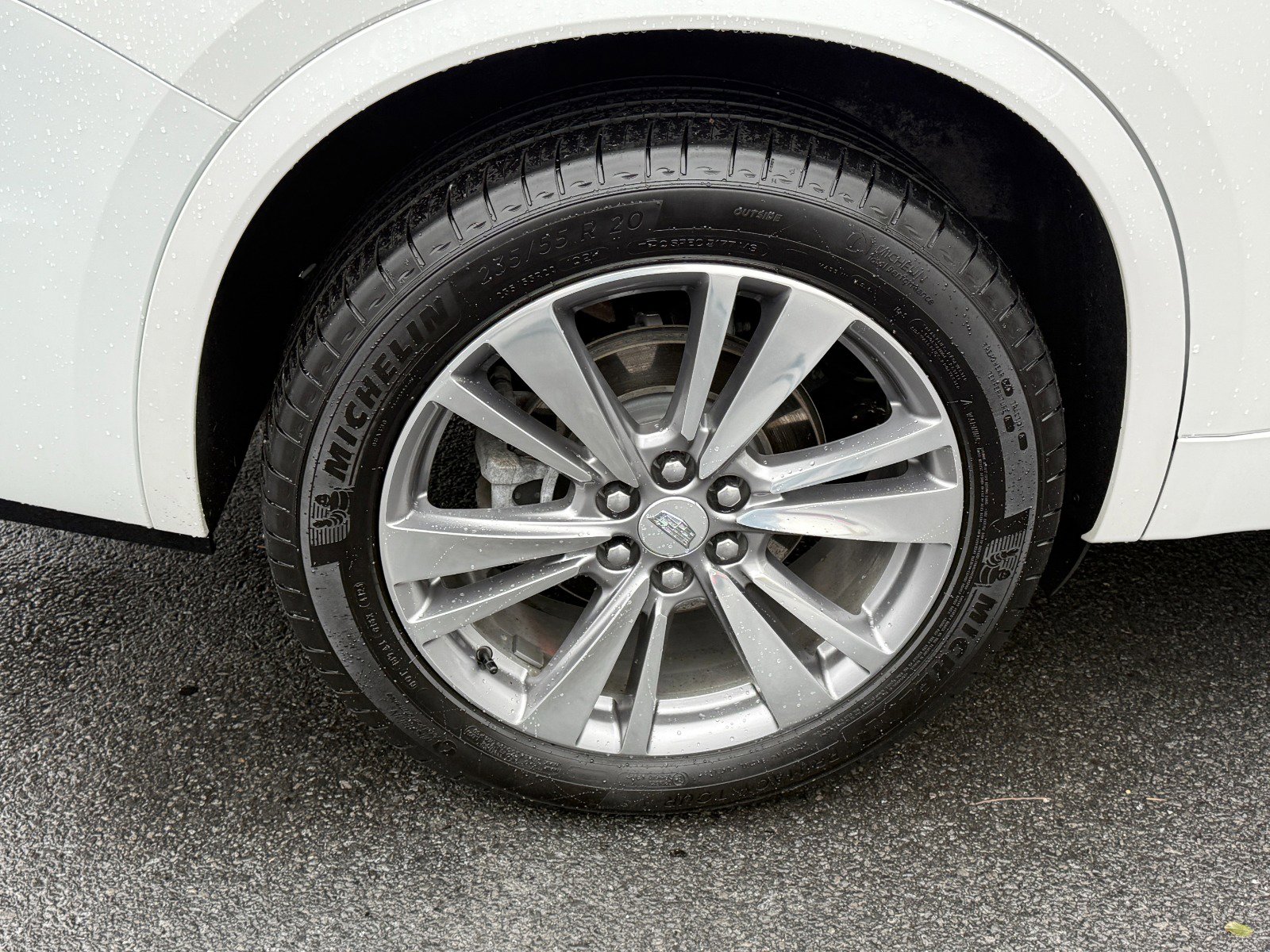 Used 2024 Cadillac XT6 Premium Luxury image 11