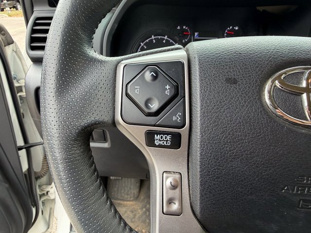 Used 2020 Toyota 4Runner SR5 Premium image 10