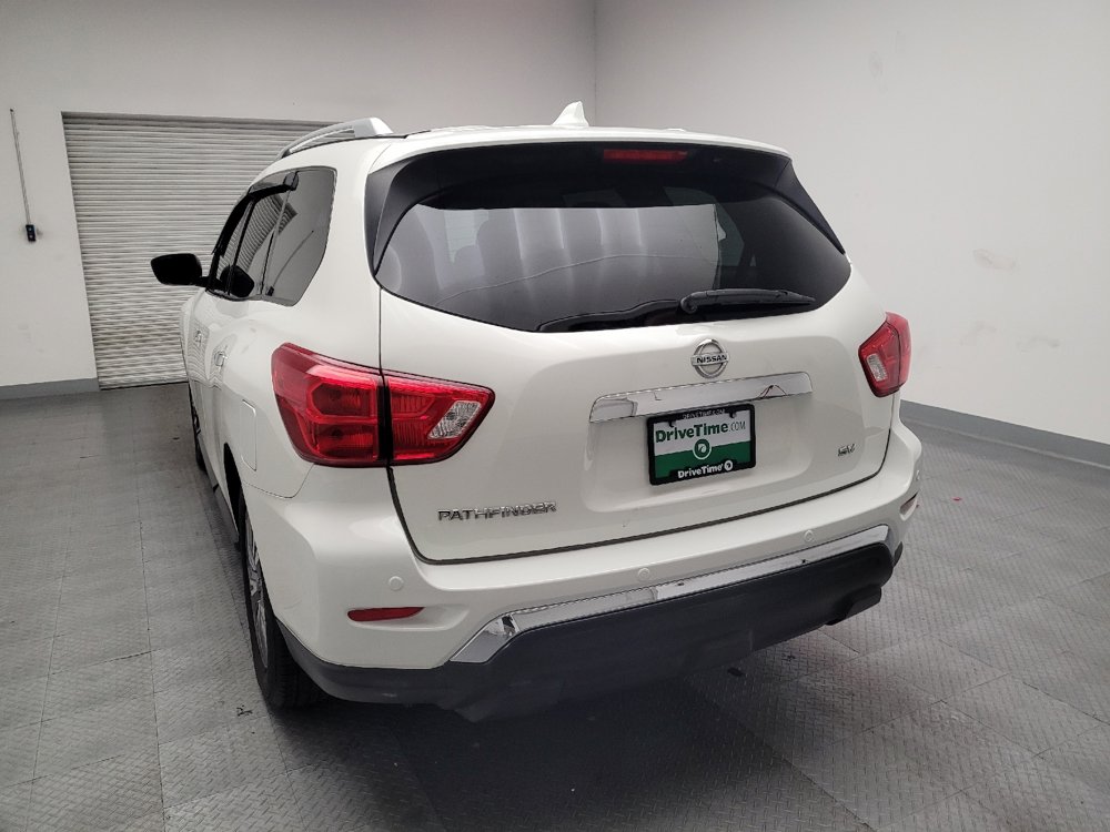Used 2020 Nissan Pathfinder SV FWD image 6