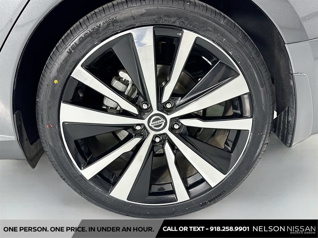 Certified 2020 Nissan Altima 2.5 SR w/ Premium Package FWD image 29