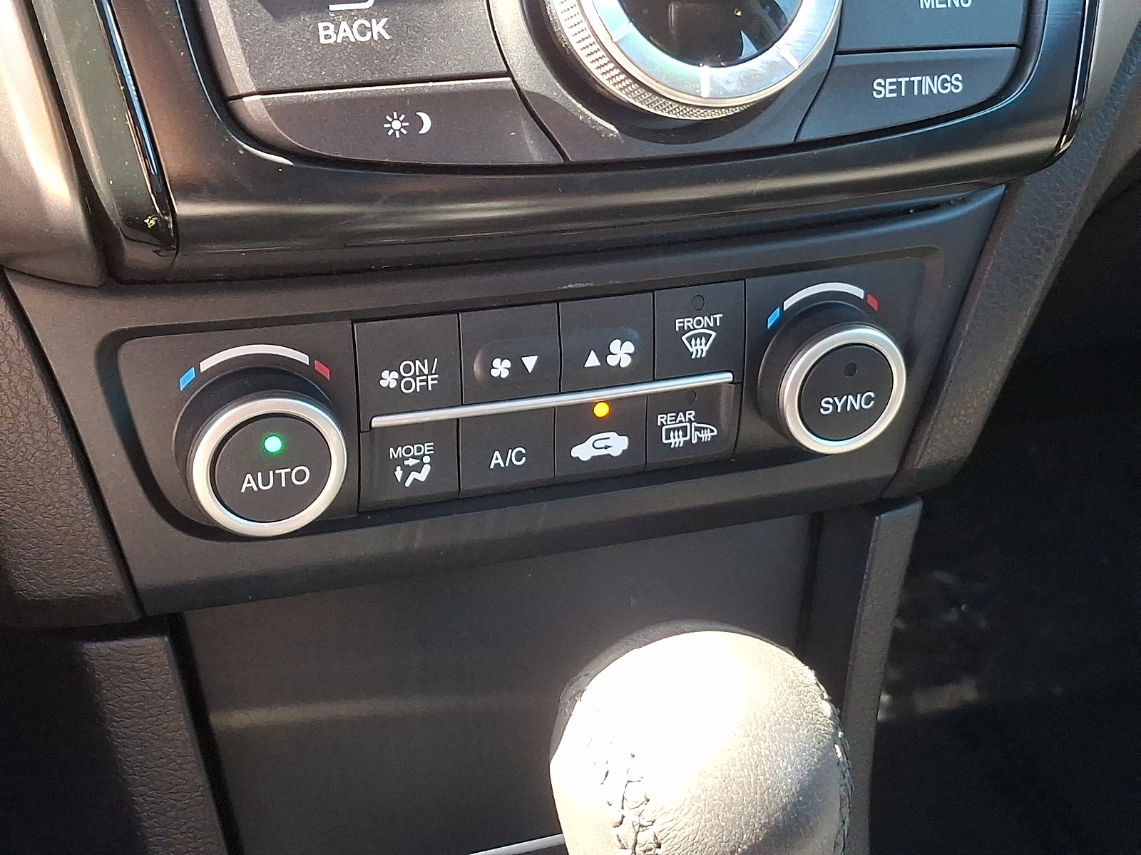 Used 2017 Acura ILX FWD image 16