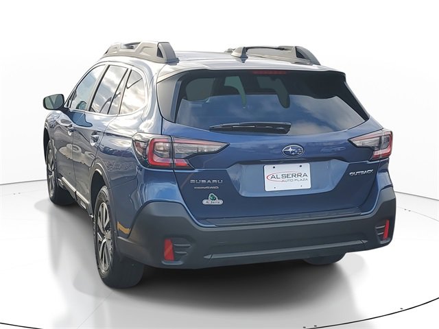 Used 2022 Subaru Outback Premium image 3