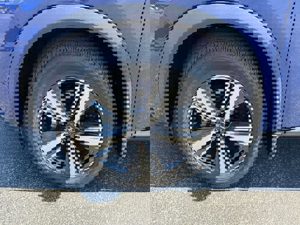 Used 2023 Nissan Rogue Platinum w/ Platinum Premium Package image 14