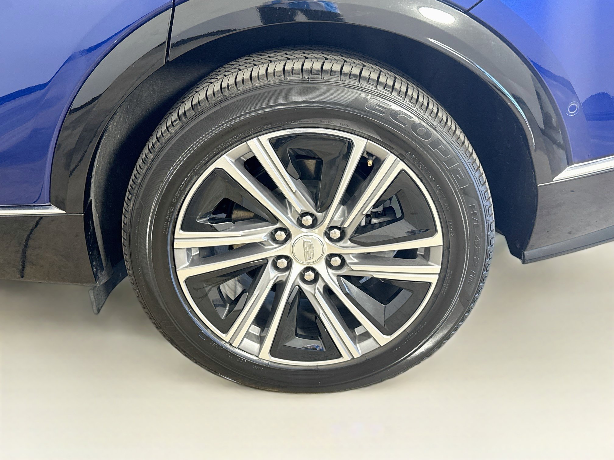 Used 2024 Cadillac Lyriq Luxury RWD image 30