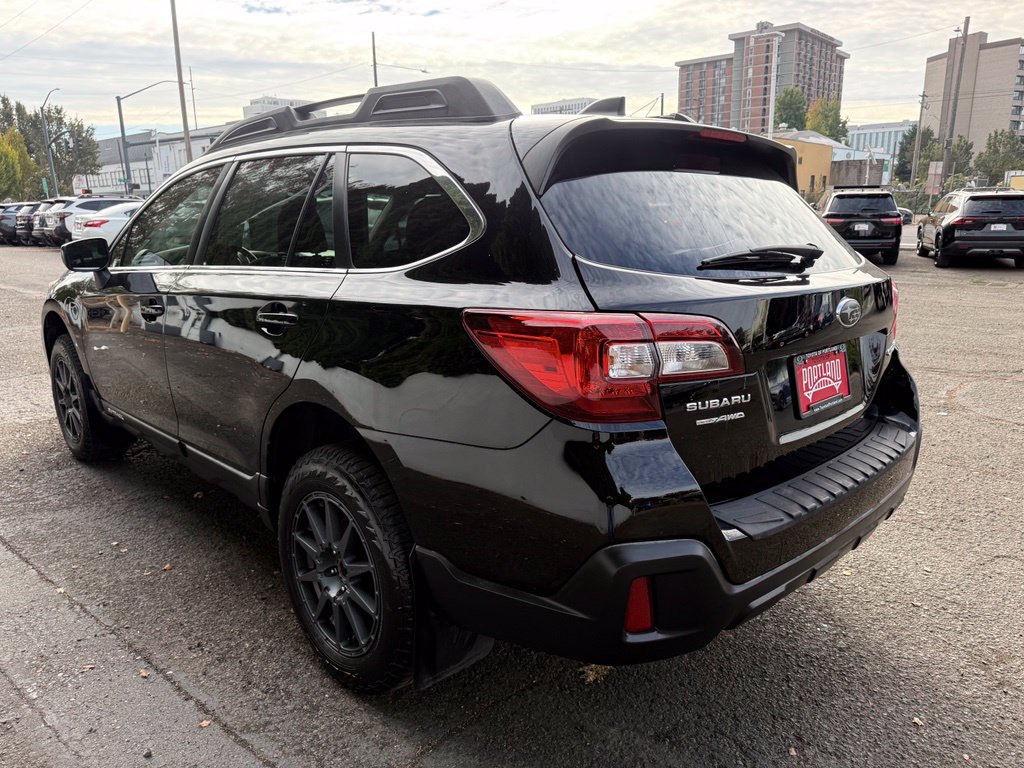 Used 2018 Subaru Outback 2.5i Premium AWD/4WD image 5